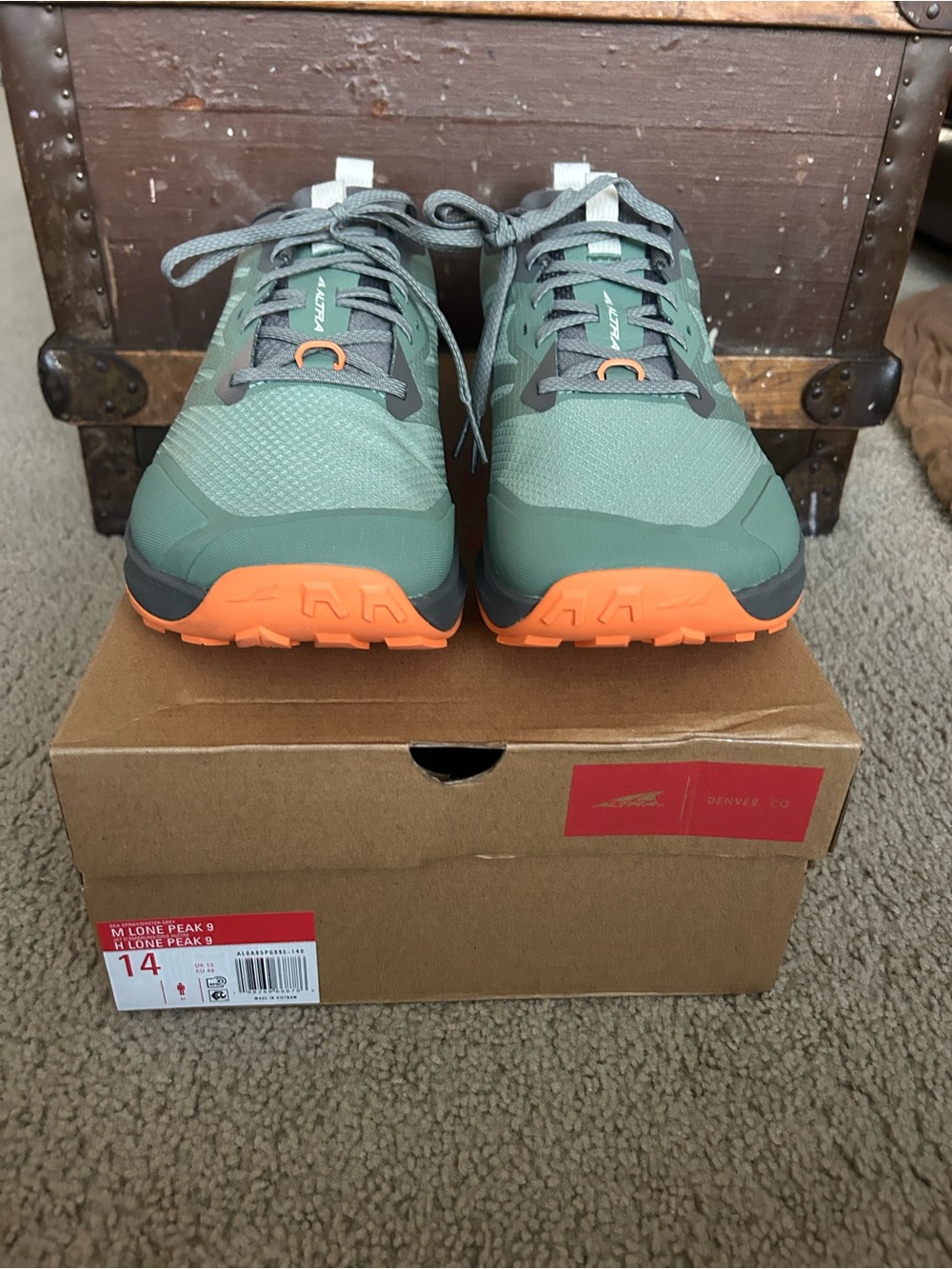 Altra Lone Peak 9 Men's Trail Shoes - Sage Green with Orange Outsole